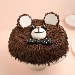 Cute Brown Bear Theme Cake – Perfect for kids' birthdays and special occasions.