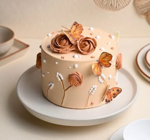 Rose and Butterfly Cake for Weddings – A graceful floral cake with roses and butterflies for a memorable event.