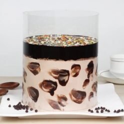 Chocolate Pull Me Up Cake – A delicious interactive cake filled with surprises, ideal for birthday celebrations.