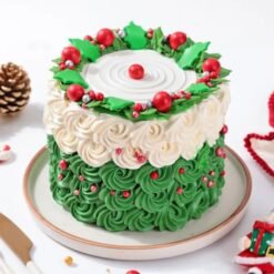 Merry Christmas Wreath Cake – Creamy and Delicious Holiday Dessert