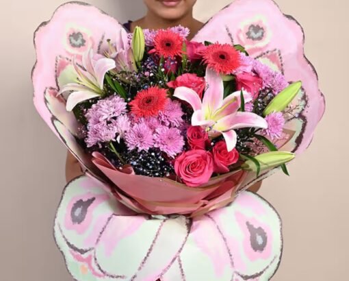 Lush Love Floral Mix – a vibrant bouquet of mixed fresh flowers, symbolizing romance, joy, and beauty.