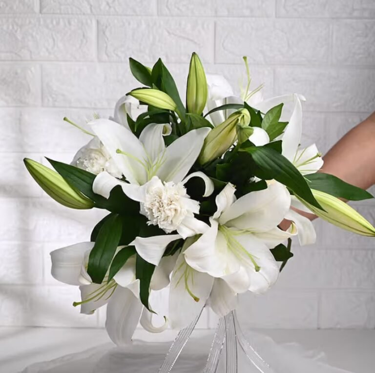 Lillies Online : Fresh Lily Bouquets with Same Day Delivery | Bakings