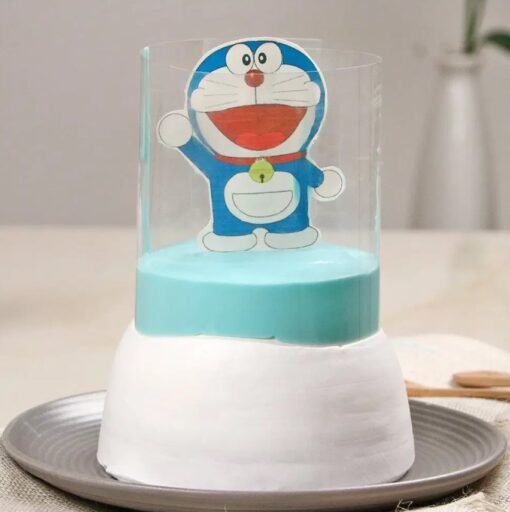 Doraemon-themed pull-up cake with vibrant blue cream and cartoon character design.