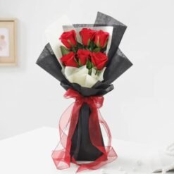 A charming bouquet of fresh roses, exuding love and tenderness.