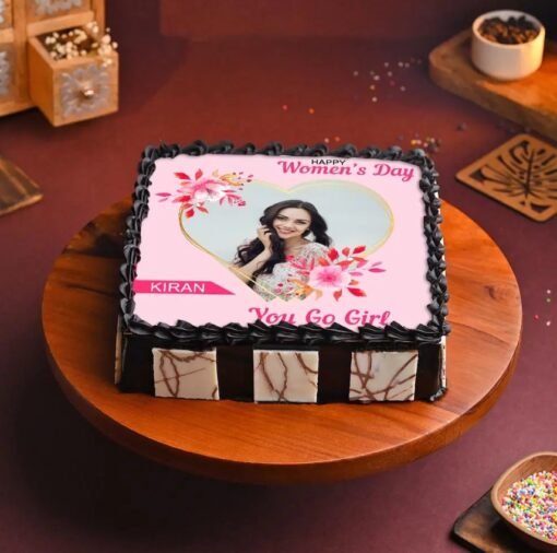 Memories Women’s Day Cake – a beautifully crafted cake celebrating Women’s Day with heartfelt designs and memorable moments.