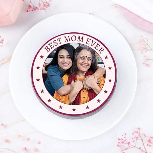 My Mother Is The Best Cake — beautifully designed cake with a loving Mother’s Day message and elegant decorations.