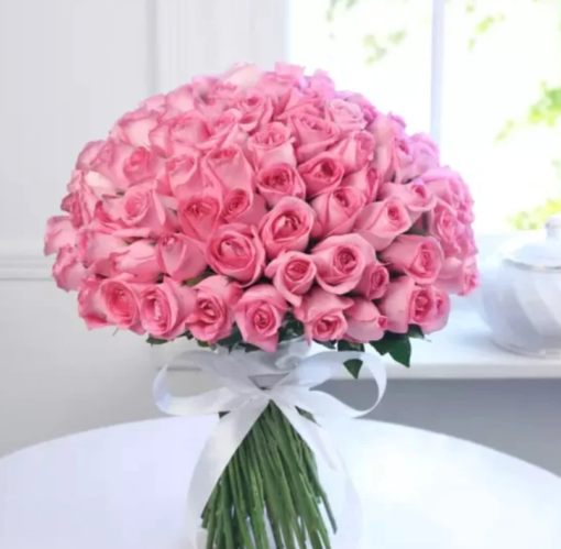 Soft pink rose bouquet for romantic gifting