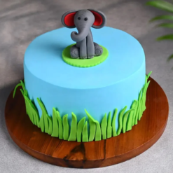 Cute baby elephant fondant cake for kids' birthday