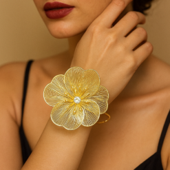 Anti-Tarnish Blooming Petal Big Triple Flower Bracelet – Gold Finish