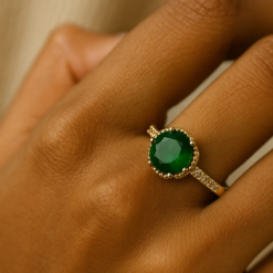 Anti-Tarnish Eternal Shine Emerald-Green Stone Ring