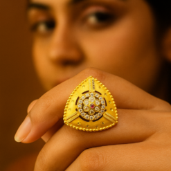 Anti-Tarnish Antique Heritage Shield Statement Ring